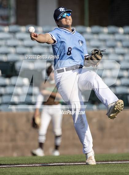 Thumbnail 1 in Chicago Mt. Carmel vs Belleville East (GCS Stadium) photogallery.