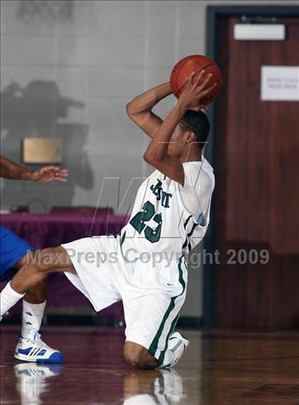 Thumbnail 3 in Strake Jesuit vs. Elkins (Texas 5A Region 3 Semifinal) photogallery.