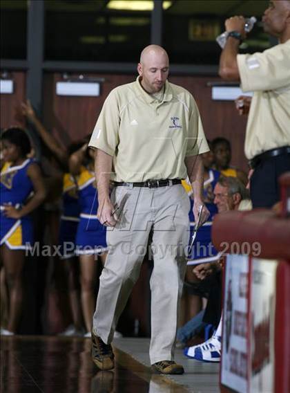 Thumbnail 1 in Strake Jesuit vs. Elkins (Texas 5A Region 3 Semifinal) photogallery.