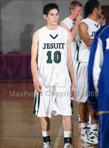 Thumbnail 2 in Strake Jesuit vs. Elkins (Texas 5A Region 3 Semifinal) photogallery.