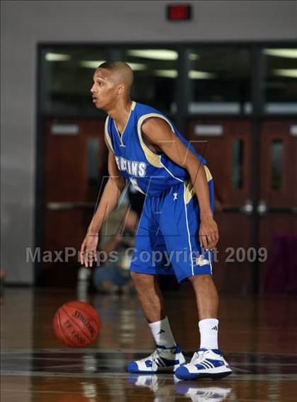 Thumbnail 2 in Strake Jesuit vs. Elkins (Texas 5A Region 3 Semifinal) photogallery.