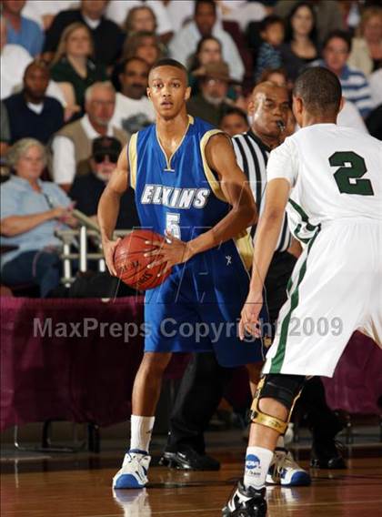 Thumbnail 1 in Strake Jesuit vs. Elkins (Texas 5A Region 3 Semifinal) photogallery.