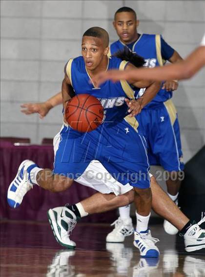 Thumbnail 2 in Strake Jesuit vs. Elkins (Texas 5A Region 3 Semifinal) photogallery.