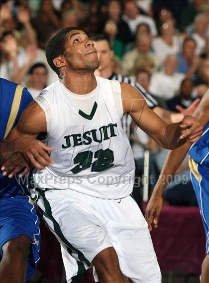 Thumbnail 3 in Strake Jesuit vs. Elkins (Texas 5A Region 3 Semifinal) photogallery.