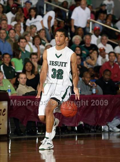 Thumbnail 3 in Strake Jesuit vs. Elkins (Texas 5A Region 3 Semifinal) photogallery.