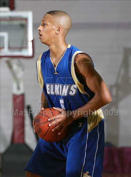 Thumbnail 1 in Strake Jesuit vs. Elkins (Texas 5A Region 3 Semifinal) photogallery.