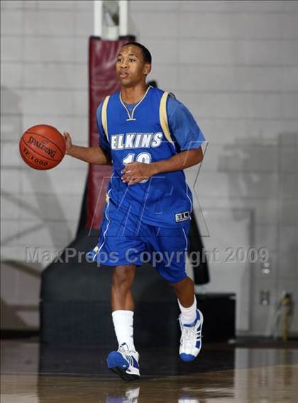 Thumbnail 1 in Strake Jesuit vs. Elkins (Texas 5A Region 3 Semifinal) photogallery.