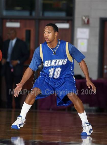 Thumbnail 1 in Strake Jesuit vs. Elkins (Texas 5A Region 3 Semifinal) photogallery.