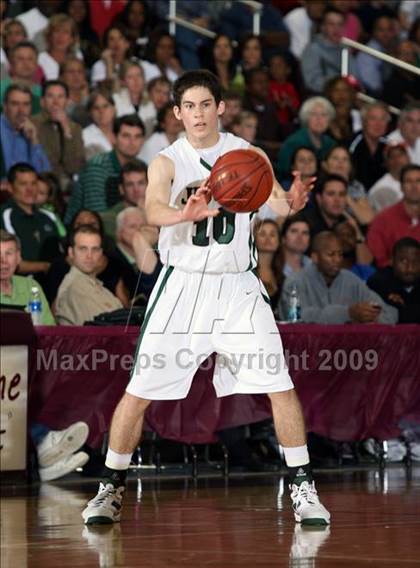 Thumbnail 2 in Strake Jesuit vs. Elkins (Texas 5A Region 3 Semifinal) photogallery.