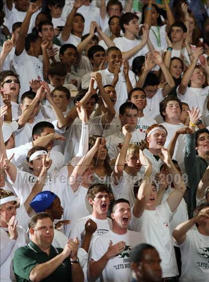 Thumbnail 1 in Strake Jesuit vs. Elkins (Texas 5A Region 3 Semifinal) photogallery.
