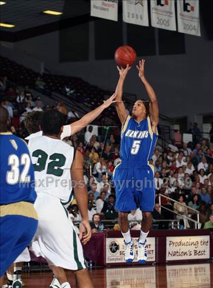 Thumbnail 1 in Strake Jesuit vs. Elkins (Texas 5A Region 3 Semifinal) photogallery.