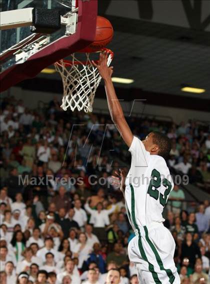 Thumbnail 1 in Strake Jesuit vs. Elkins (Texas 5A Region 3 Semifinal) photogallery.
