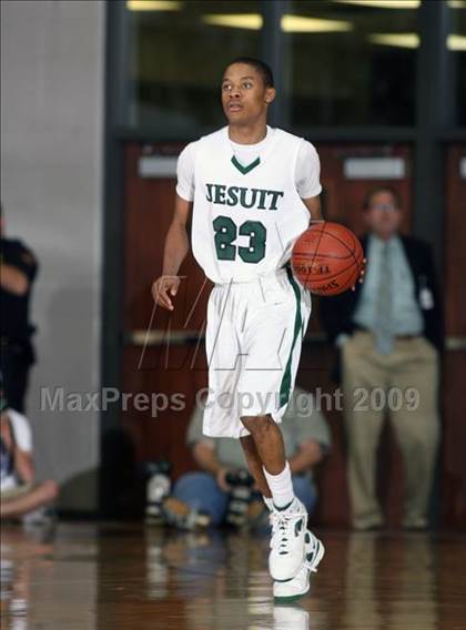 Thumbnail 3 in Strake Jesuit vs. Elkins (Texas 5A Region 3 Semifinal) photogallery.
