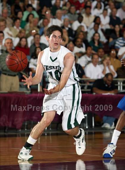 Thumbnail 3 in Strake Jesuit vs. Elkins (Texas 5A Region 3 Semifinal) photogallery.