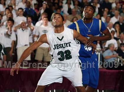 Thumbnail 3 in Strake Jesuit vs. Elkins (Texas 5A Region 3 Semifinal) photogallery.