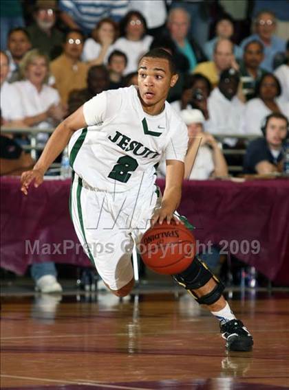 Thumbnail 3 in Strake Jesuit vs. Elkins (Texas 5A Region 3 Semifinal) photogallery.