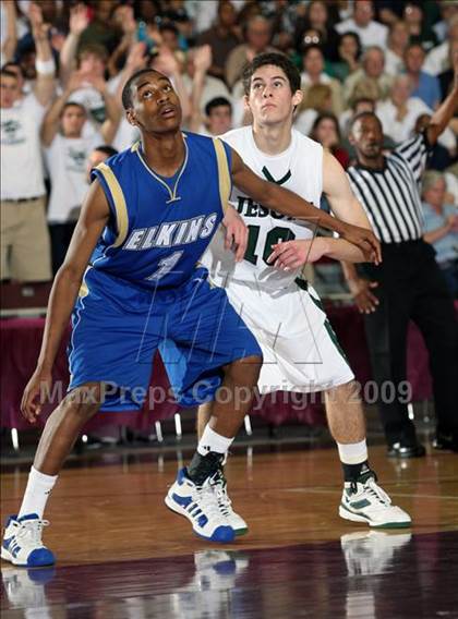 Thumbnail 1 in Strake Jesuit vs. Elkins (Texas 5A Region 3 Semifinal) photogallery.