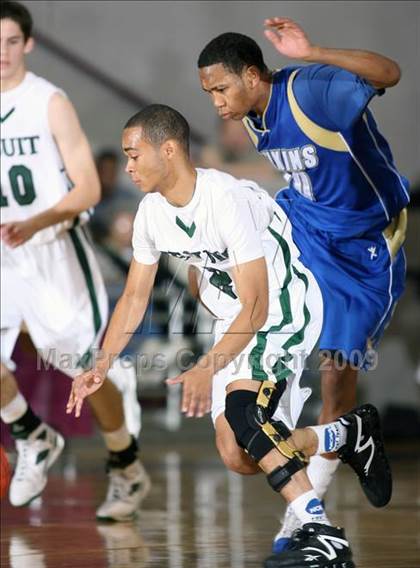 Thumbnail 2 in Strake Jesuit vs. Elkins (Texas 5A Region 3 Semifinal) photogallery.