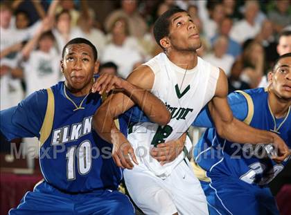 Thumbnail 2 in Strake Jesuit vs. Elkins (Texas 5A Region 3 Semifinal) photogallery.