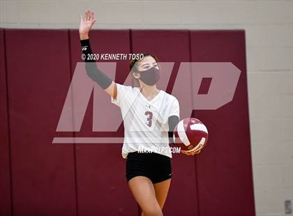 Thumbnail 1 in Hondo vs Devine (JV) photogallery.