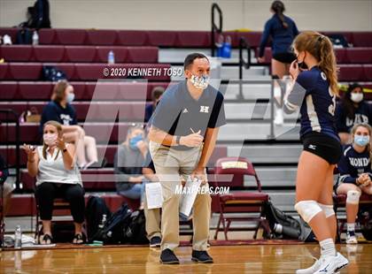 Thumbnail 1 in Hondo vs Devine (JV) photogallery.