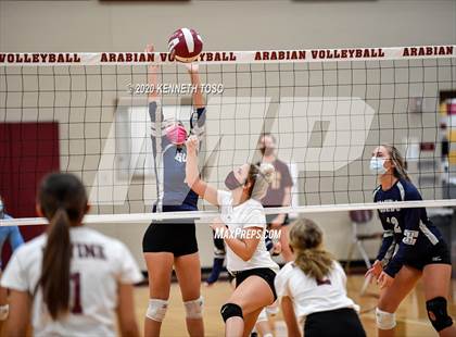 Thumbnail 3 in Hondo vs Devine (JV) photogallery.