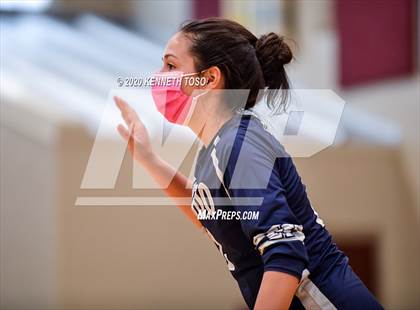 Thumbnail 3 in Hondo vs Devine (JV) photogallery.