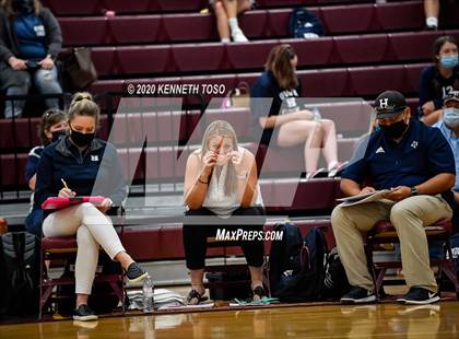 Thumbnail 3 in Hondo vs Devine (JV) photogallery.