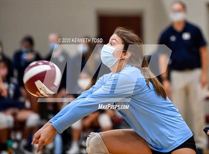Thumbnail 2 in Hondo vs Devine (JV) photogallery.