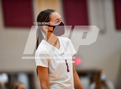 Thumbnail 1 in Hondo vs Devine (JV) photogallery.