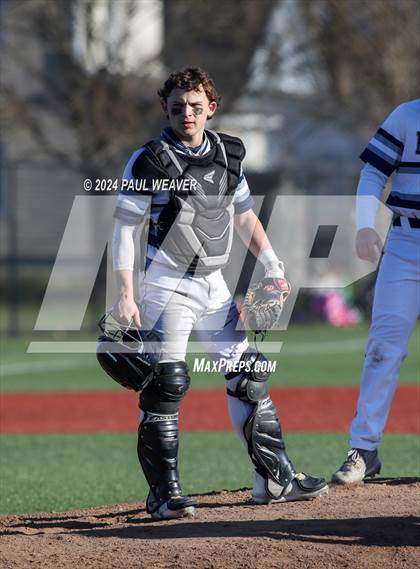 Thumbnail 2 in Holy Cross @ Berwick photogallery.