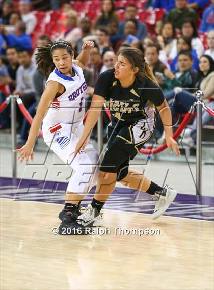 Thumbnail 1 in Rio Linda vs. Christian Brothers (CIF SJS D3 Final) photogallery.