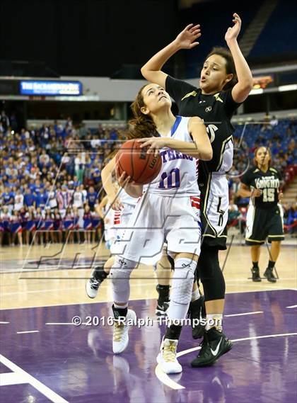 Thumbnail 2 in Rio Linda vs. Christian Brothers (CIF SJS D3 Final) photogallery.