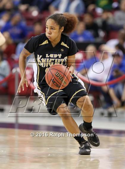 Thumbnail 1 in Rio Linda vs. Christian Brothers (CIF SJS D3 Final) photogallery.