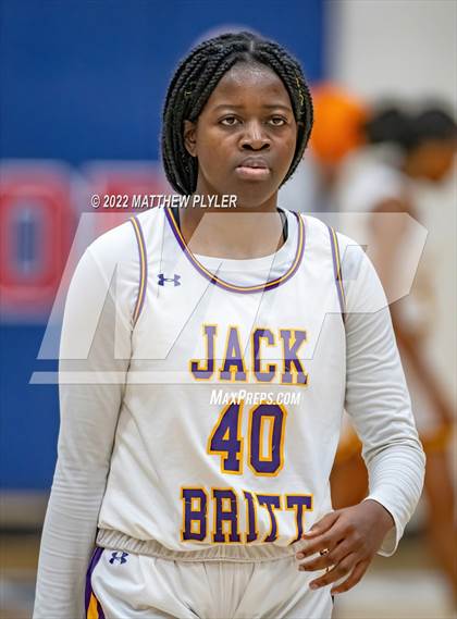 Thumbnail 2 in Corinth Holders vs Jack Britt (Cumberland County Holiday Classic) photogallery.