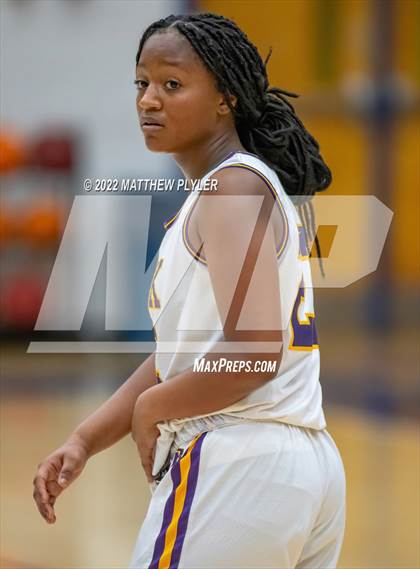 Thumbnail 3 in Corinth Holders vs Jack Britt (Cumberland County Holiday Classic) photogallery.