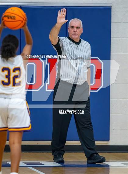 Thumbnail 1 in Corinth Holders vs Jack Britt (Cumberland County Holiday Classic) photogallery.