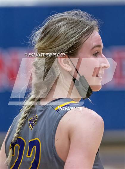 Thumbnail 2 in Corinth Holders vs Jack Britt (Cumberland County Holiday Classic) photogallery.