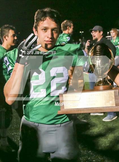 Thumbnail 2 in Round Valley vs. Thatcher (AIA 2A Final Award Photos) photogallery.