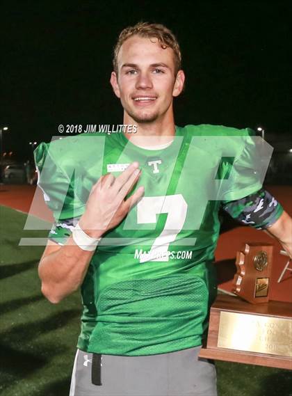 Thumbnail 3 in Round Valley vs. Thatcher (AIA 2A Final Award Photos) photogallery.