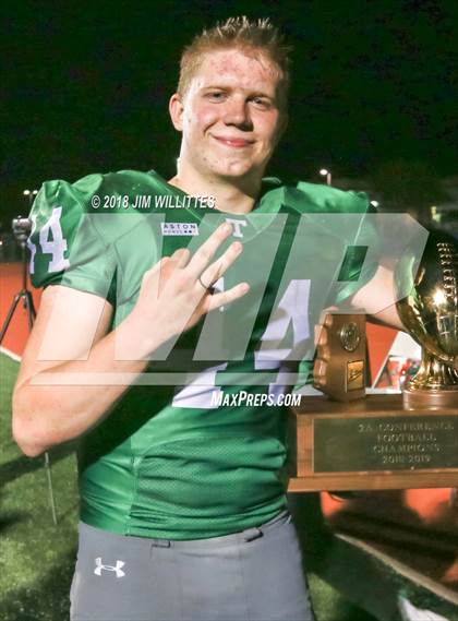 Thumbnail 3 in Round Valley vs. Thatcher (AIA 2A Final Award Photos) photogallery.