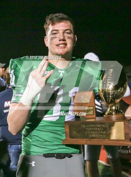 Thumbnail 2 in Round Valley vs. Thatcher (AIA 2A Final Award Photos) photogallery.
