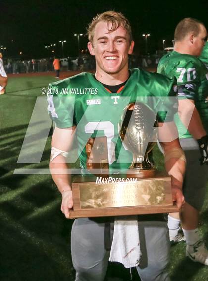 Thumbnail 2 in Round Valley vs. Thatcher (AIA 2A Final Award Photos) photogallery.