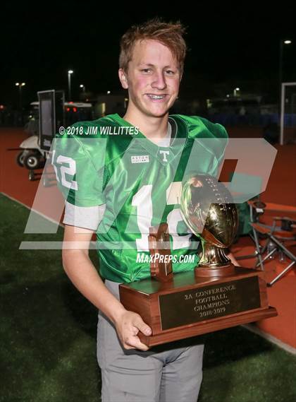 Thumbnail 2 in Round Valley vs. Thatcher (AIA 2A Final Award Photos) photogallery.