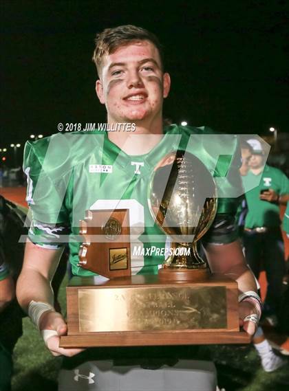 Thumbnail 1 in Round Valley vs. Thatcher (AIA 2A Final Award Photos) photogallery.