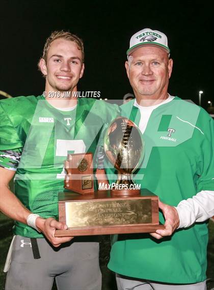 Thumbnail 2 in Round Valley vs. Thatcher (AIA 2A Final Award Photos) photogallery.