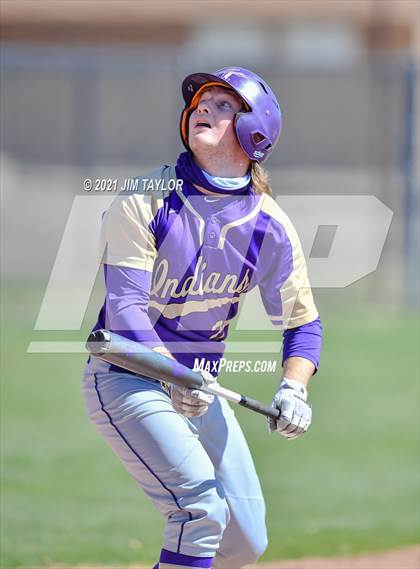 Thumbnail 2 in Weatherford Christian vs Alvarado (Mineral Wells Classic) photogallery.