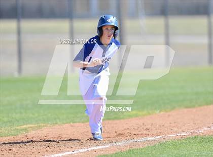 Thumbnail 2 in Weatherford Christian vs Alvarado (Mineral Wells Classic) photogallery.