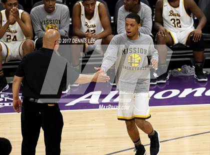 Thumbnail 2 in Villa Park @ Mission (CIF State Division 3 Final) photogallery.