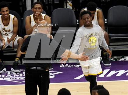 Thumbnail 2 in Villa Park @ Mission (CIF State Division 3 Final) photogallery.